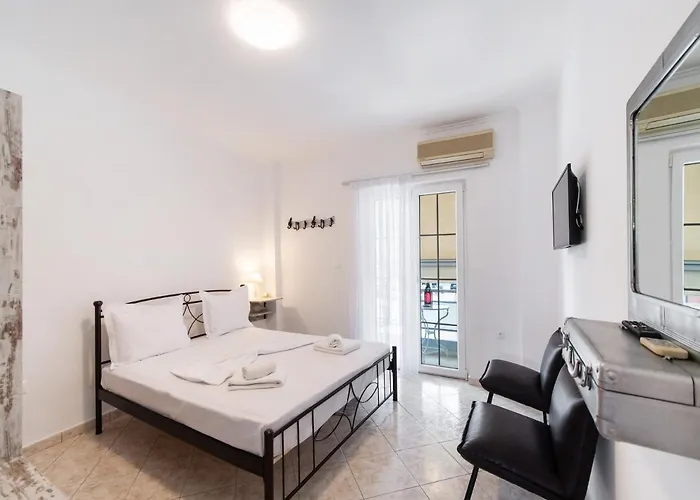 Filippa City Apartments By Imagine Lefkada